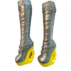 Monster High Doll Clothes Freaky Fusion Frankie Stein Silver Boots
